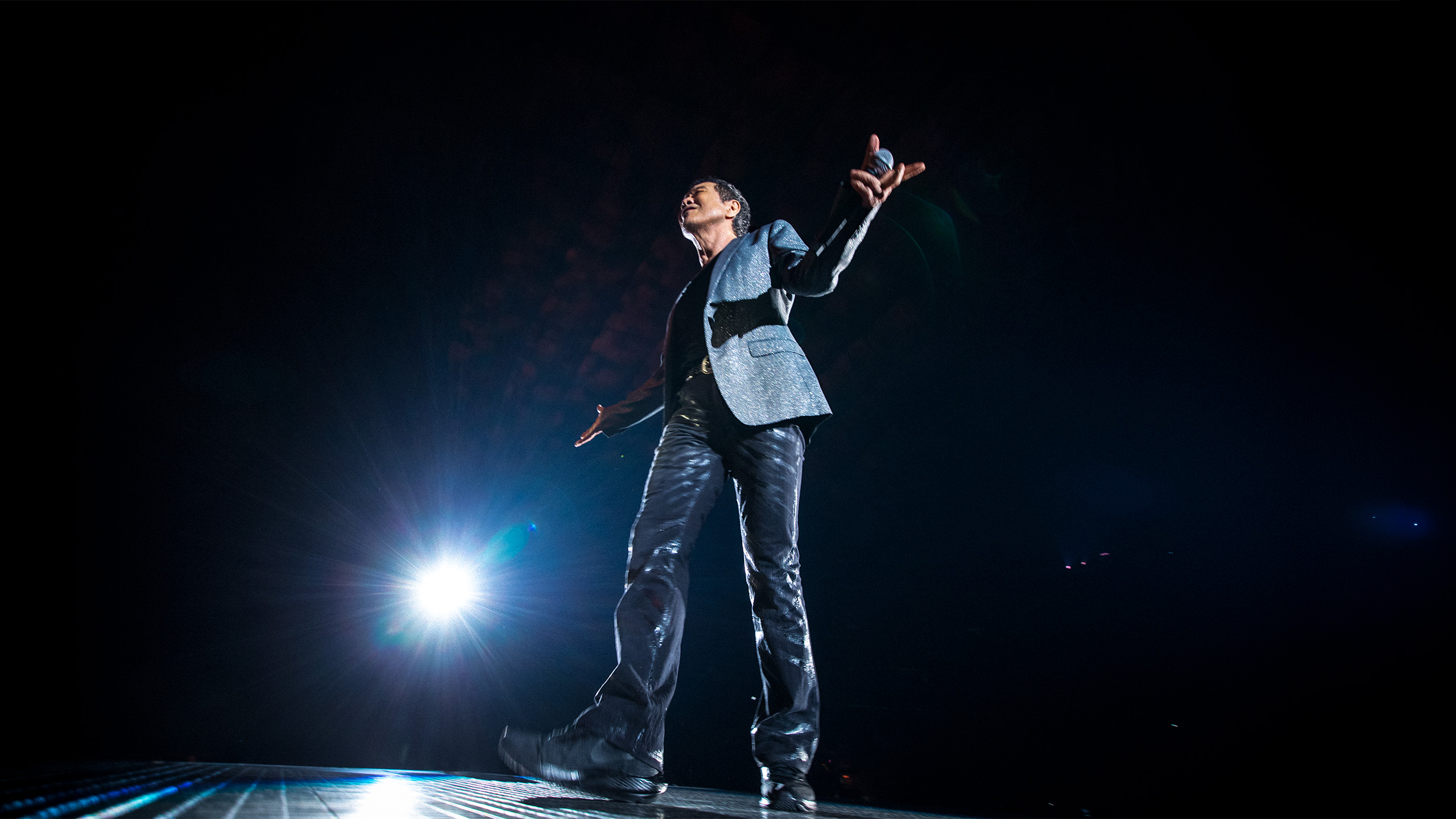 EIKICHI YAZAWA CONCERT TOUR 2027「GOLD RUSH 2027」